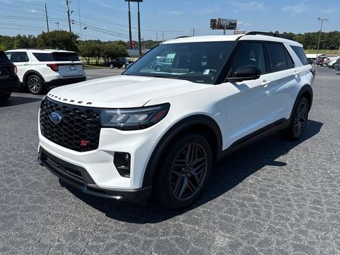 New 2025 Ford Explorer ST w/ Sun And Sound Package RWD image 7