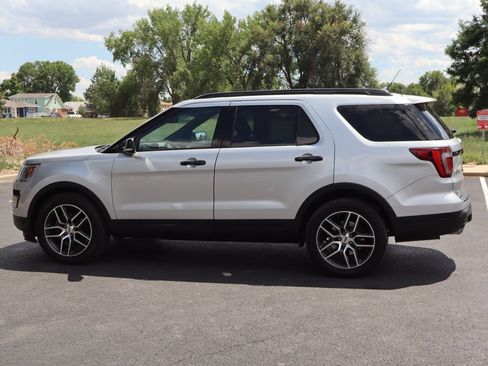 Used 2019 Ford Explorer Sport AWD/4WD image 8