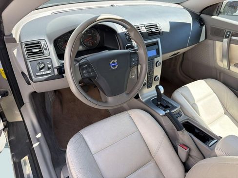 Used 2006 Volvo C70 T5 FWD image 3