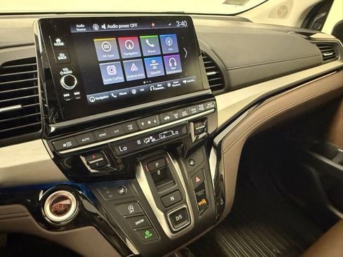 Used 2025 Honda Odyssey Touring image 22