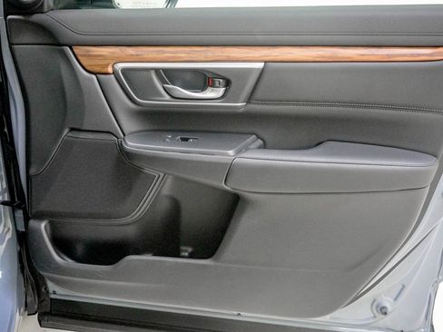 Used 2020 Honda CR-V Touring image 34