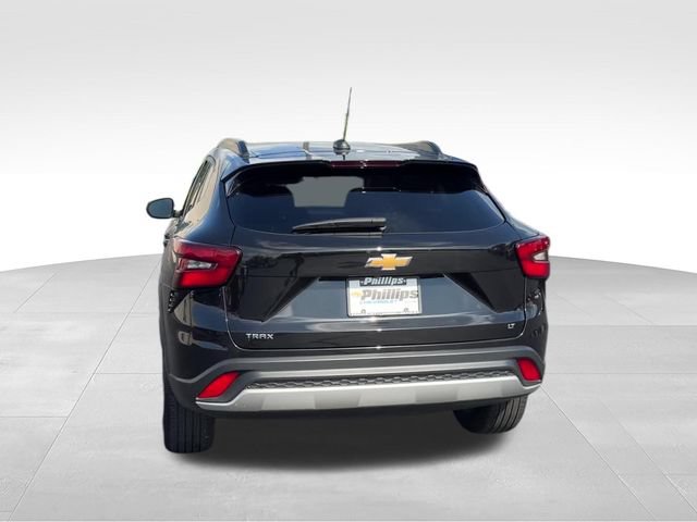 Used 2025 Chevrolet Trax LT w/ LT Convenience Package FWD image 5