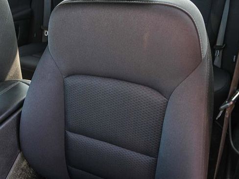 Used 2024 Chevrolet Malibu LT image 24