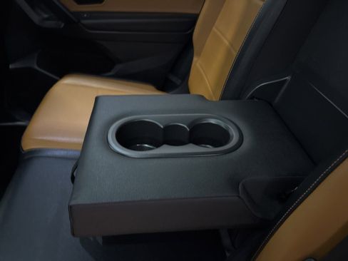 Used 2019 Volkswagen Tiguan SE image 29