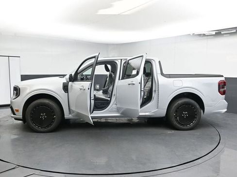 New 2026 Ford Maverick Lobo AWD/4WD image 35
