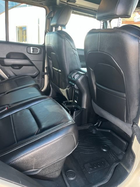 Used 2020 Jeep Gladiator Overland AWD/4WD image 9