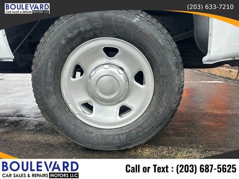 Used 2009 Ford F250 XL image 36