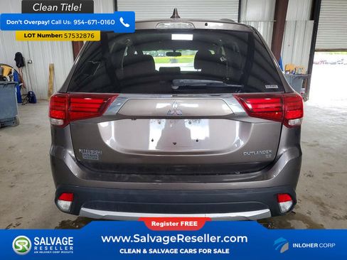 Used 2017 Mitsubishi Outlander AWD image 8