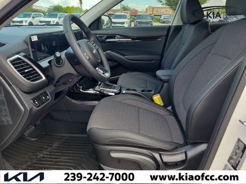 New 2026 Kia Seltos S FWD image 19