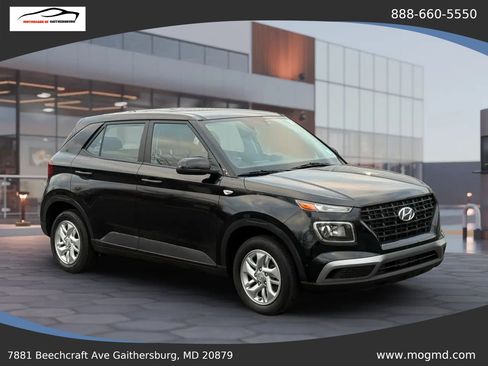 Used 2023 Hyundai Venue SE w/ Cargo Package image 6