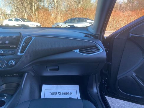 Used 2023 Chevrolet Malibu LS image 27