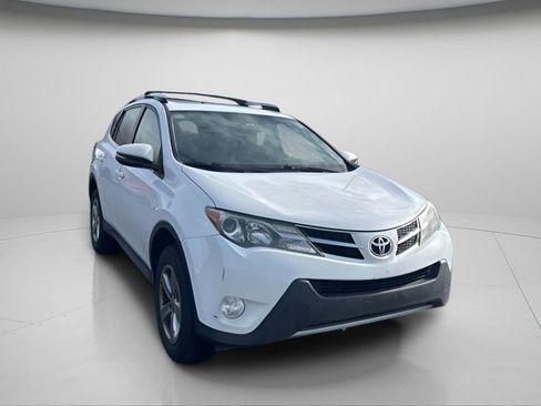 Used 2014 Toyota RAV4 XLE image 2