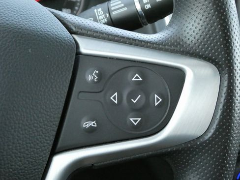 Certified 2023 GMC Acadia SLE w/ Driver Convenience Package image 11