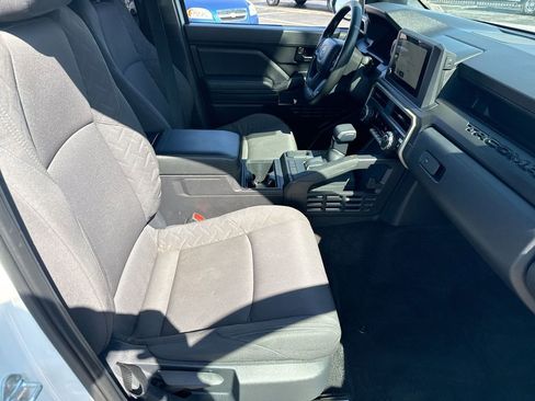 Used 2025 Toyota Tacoma SR RWD image 27