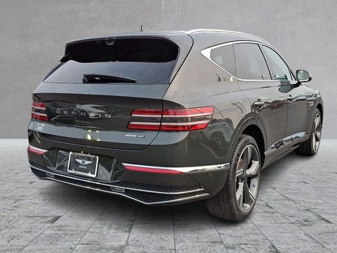 Certified 2025 Genesis GV80 3.5T Prestige AWD/4WD image 6