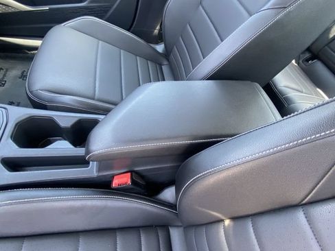 Used 2023 Volkswagen Jetta SE FWD image 20