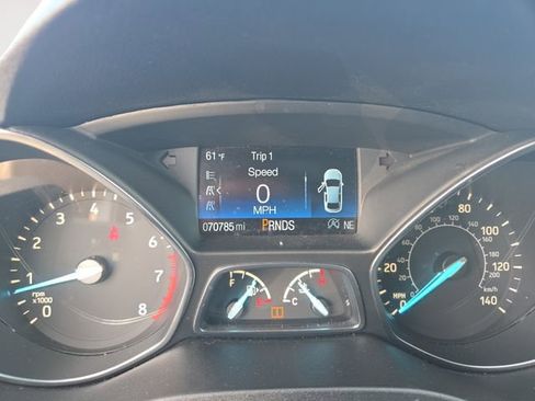 Used 2019 Ford Escape SE image 19