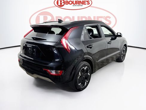 Used 2023 Kia Niro Wind w/ Wind Preserve Package FWD image 10