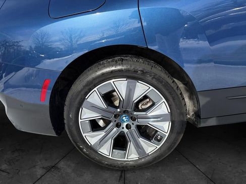 Used 2023 BMW iX xDrive50 w/ Convenience Package image 30