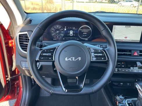 Certified 2024 Kia Seltos SX image 16