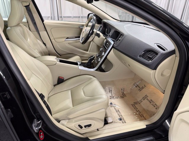 Used 2016 Volvo S60 T5 Premier AWD/4WD image 11