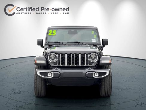 Certified 2025 Jeep Wrangler Unlimited Sahara w/ Safety Group AWD/4WD image 9