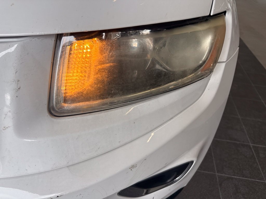 Used 2015 Jeep Grand Cherokee Limited AWD/4WD image 11