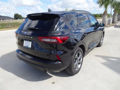 Used 2024 Ford Escape ST-Line image 4