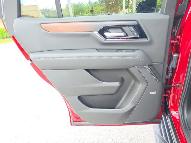 New 2026 GMC Yukon Denali w/ Advanced Technology Package AWD/4WD image 12