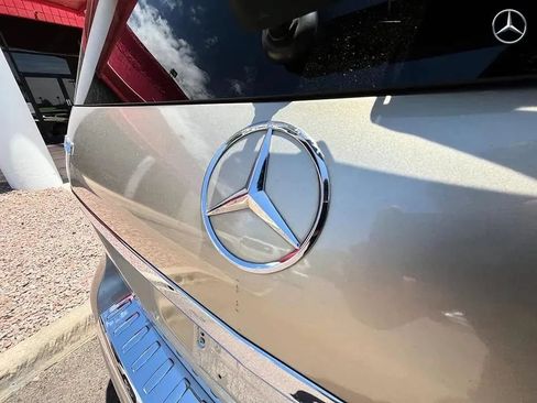 Used 2013 Mercedes-Benz GL 450 4MATIC image 27