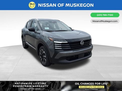 New 2026 Nissan Kicks SV w/ SV Premium Package image 1