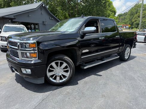 Used 2015 Chevrolet Silverado 1500 High Country w/ High Country Premium Package image 3