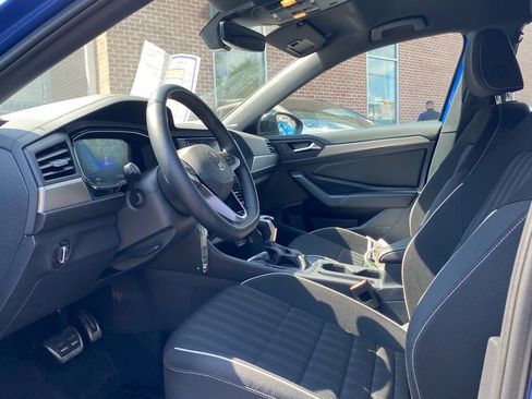 Certified 2024 Volkswagen Jetta Sport image 10