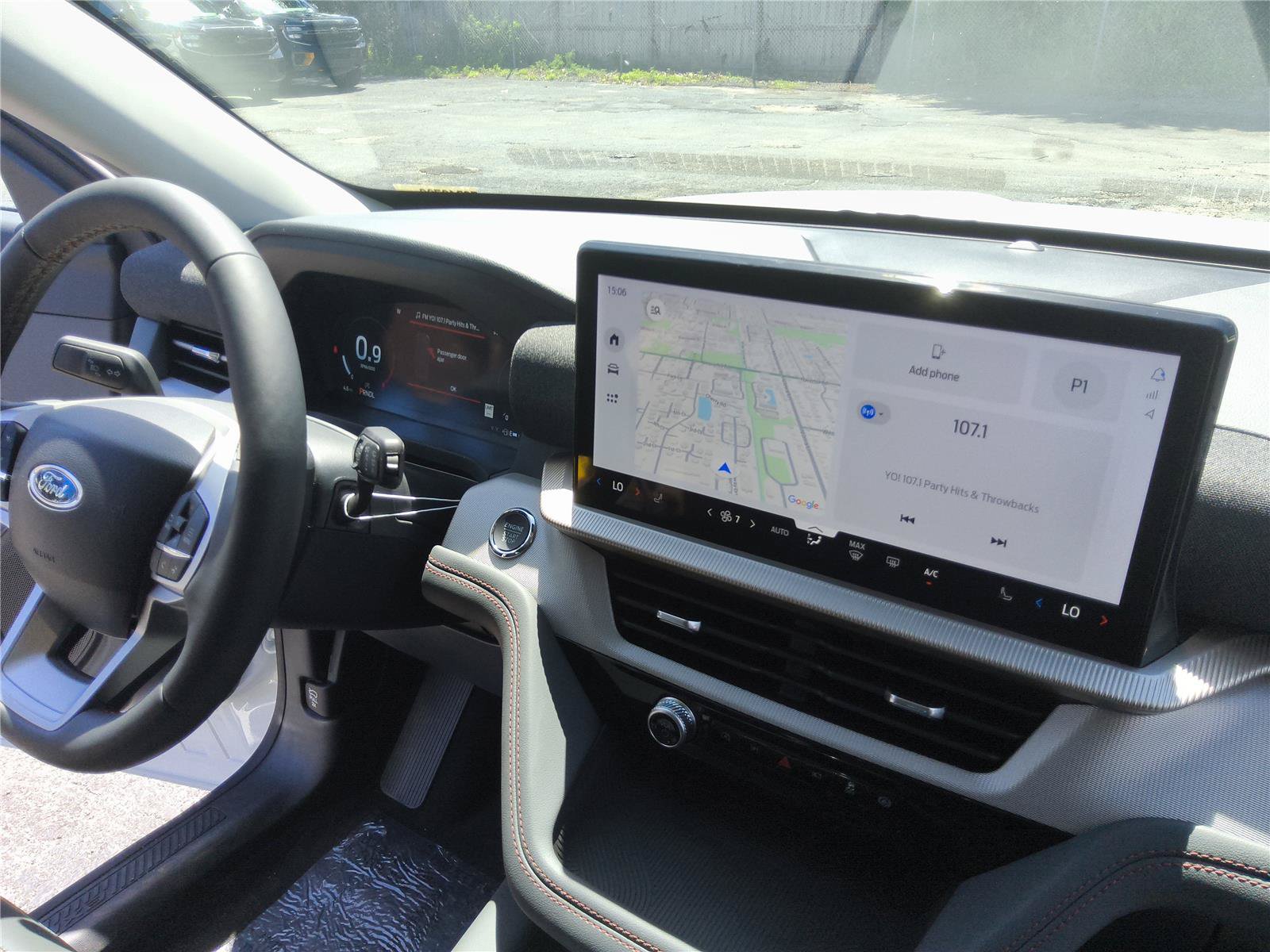 New 2026 Ford Explorer Active w/ Active Comfort Package RWD image 24