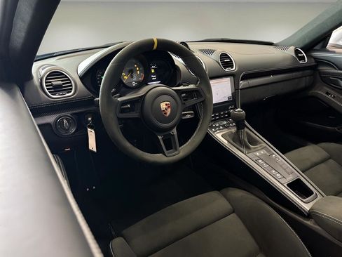 Used 2025 Porsche 718 Boxster Spyder RS image 17