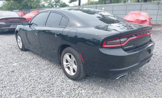 Used 2020 Dodge Charger SXT RWD image 2