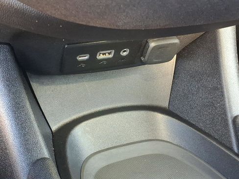 Used 2021 Chevrolet Malibu LS image 26