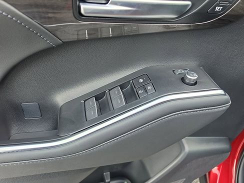 New 2026 Toyota Highlander Limited AWD/4WD image 10