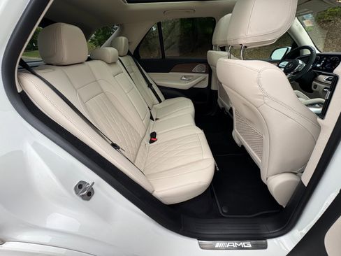 Used 2023 Mercedes-Benz GLE 53 AMG 4MATIC image 57