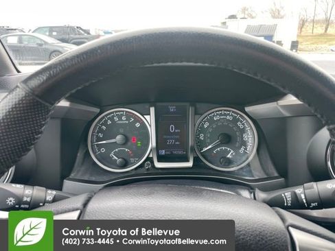 Used 2021 Toyota Tacoma Limited image 9