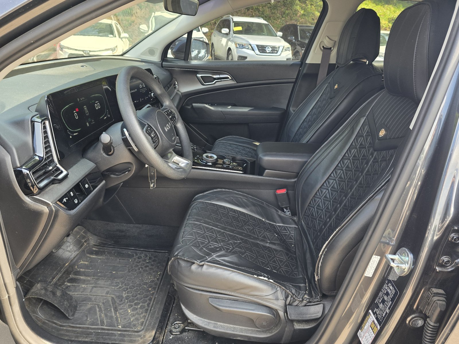 Used 2023 Kia Sportage LX AWD/4WD image 12