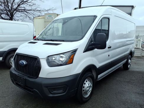 Used 2023 Ford Transit 250 250 image 3