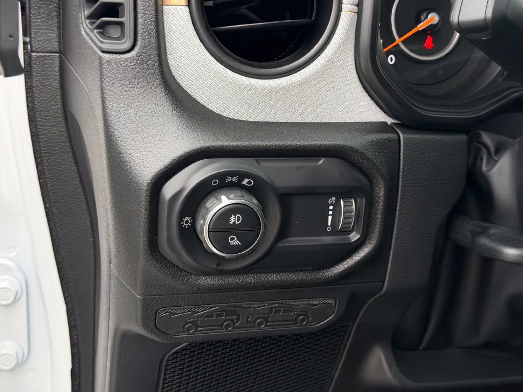 New 2026 Jeep Gladiator Sport AWD/4WD image 14