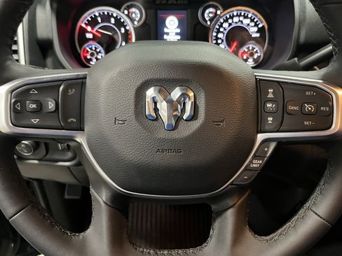 Used 2025 RAM 3500 Big Horn image 20