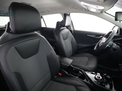 Used 2023 Kia Niro Wind FWD image 23