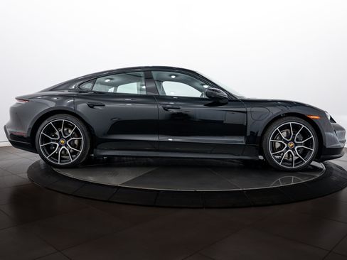 Certified 2023 Porsche Taycan image 8