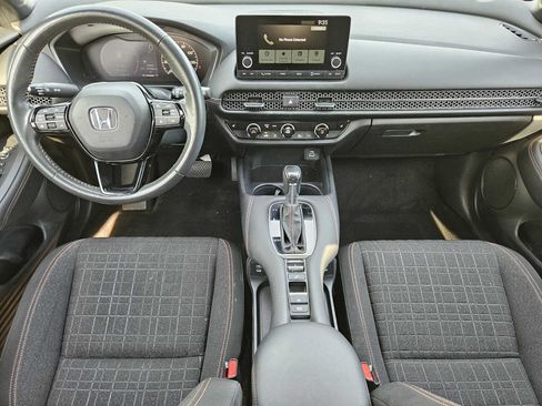 Used 2024 Honda HR-V Sport image 25