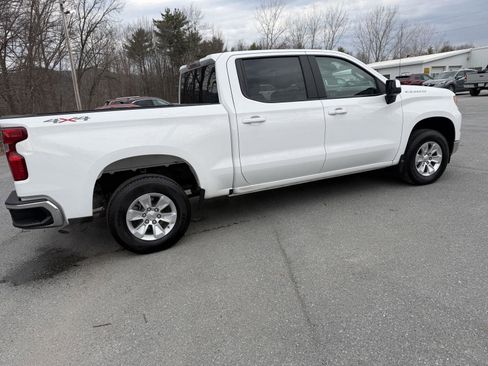 Used 2025 Chevrolet Silverado 1500 LT image 9