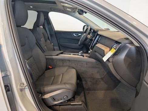 New 2026 Volvo XC60 T8 Plus w/ Protection Package Premier image 30