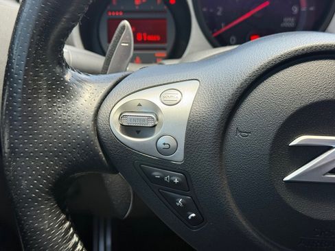 Used 2018 Nissan 370Z Touring image 20